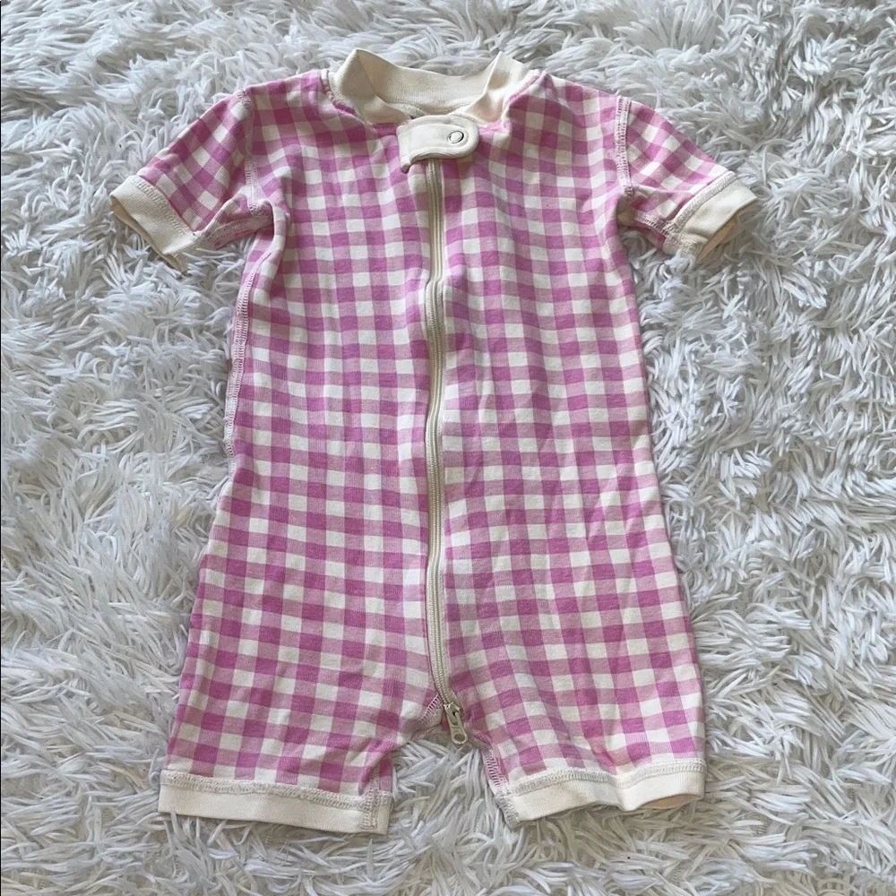 Hanna Andersson Pink and Cream Gingham Short Sleeve Zip Romper Pajamas